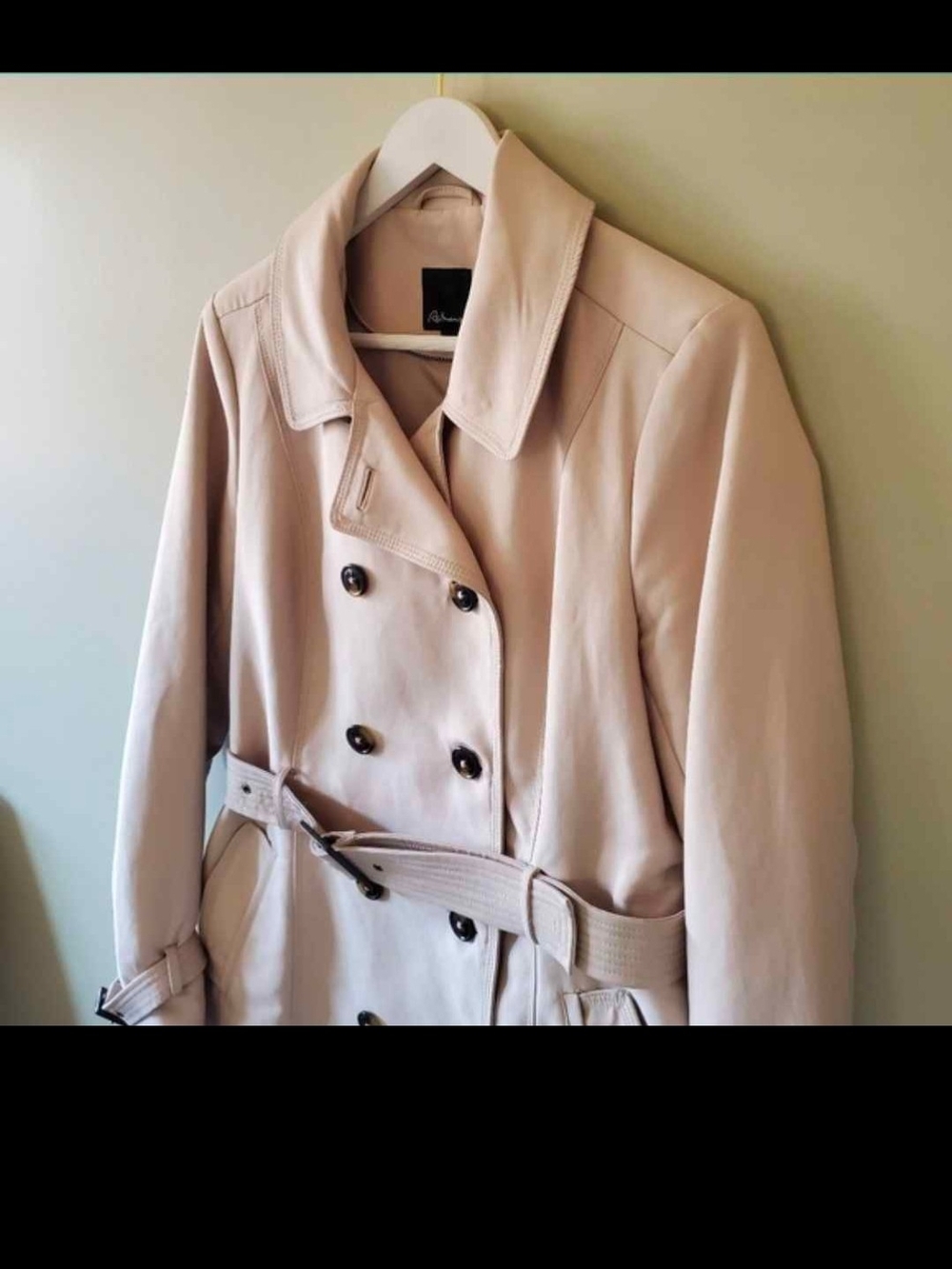 Reitmans Double-Breasted Trench Coat in Light Beige